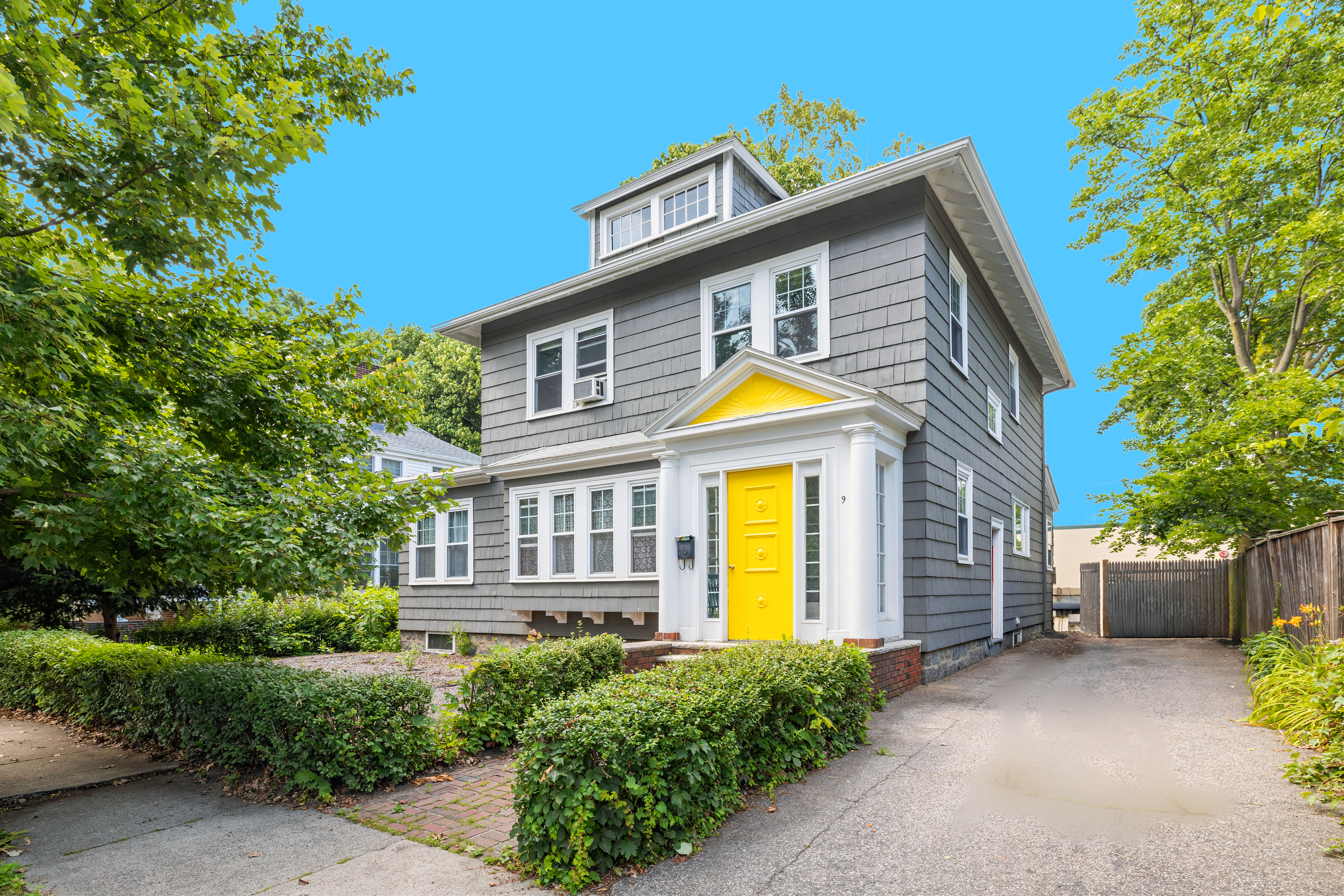 9 Adams St, North Brookline