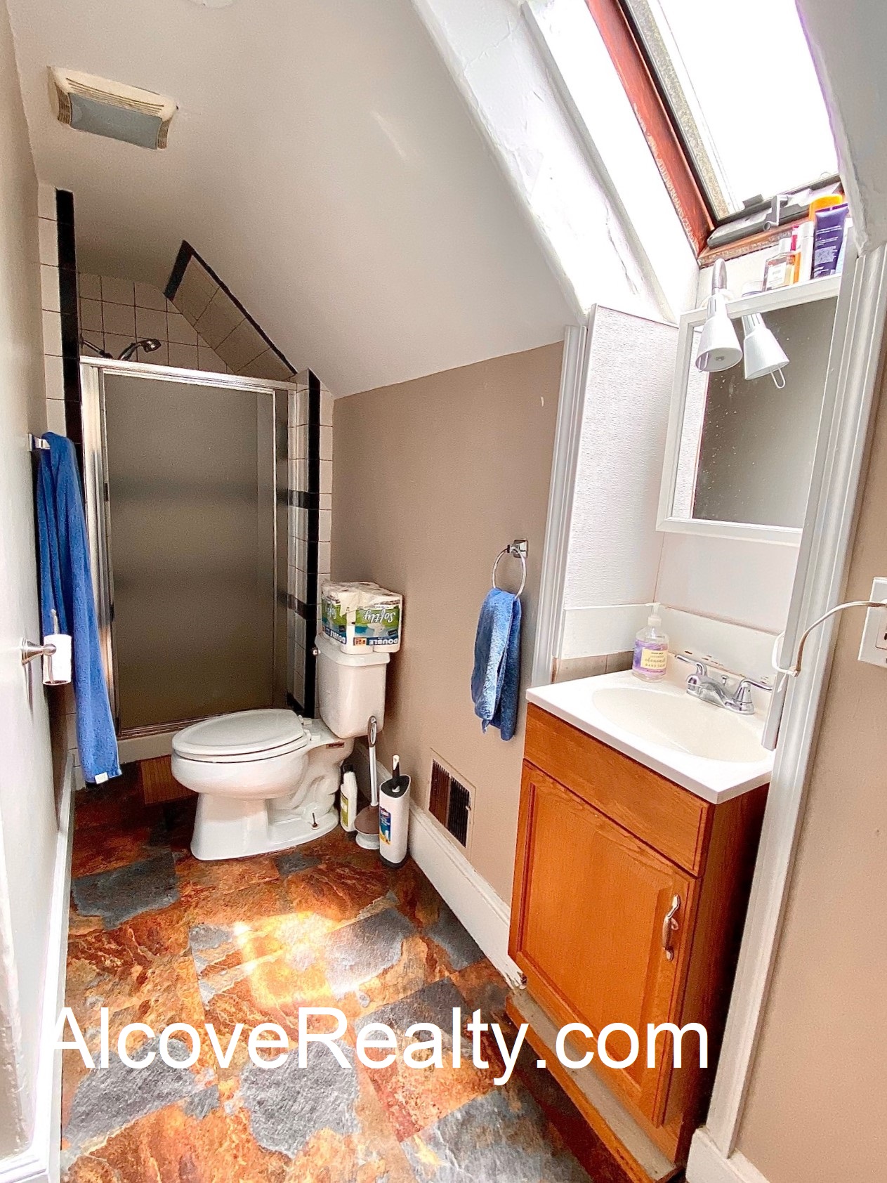 68 Richdale Ave, Neighborhood Nine