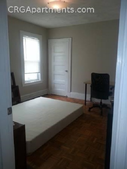 70 Willow St, Inman Square