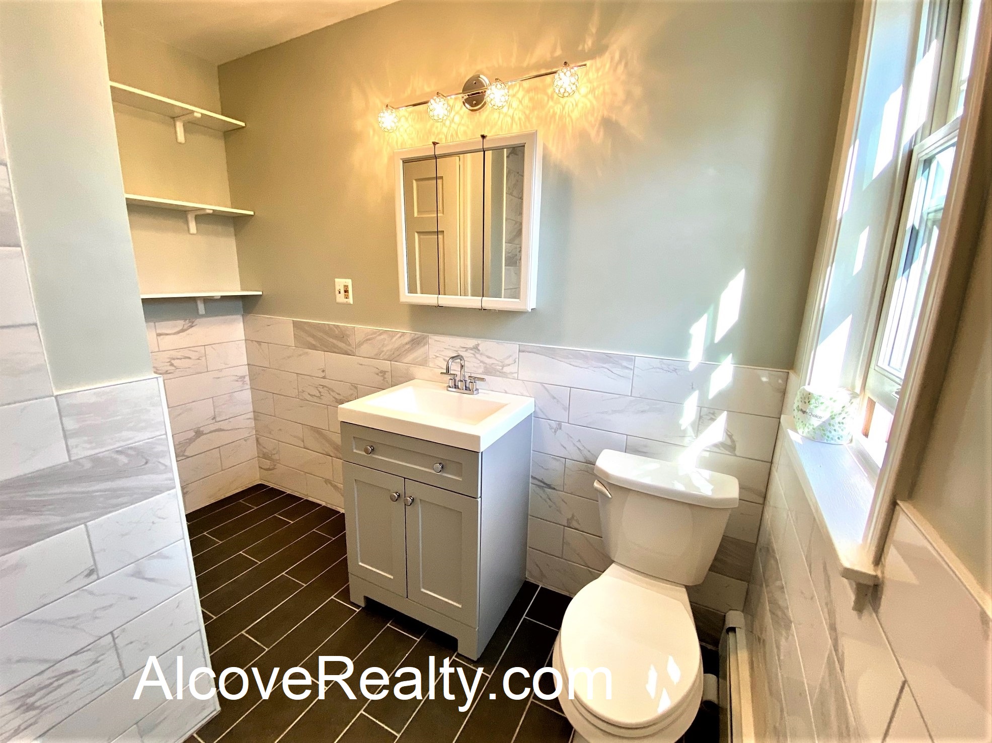 77 Liberty Ave, Davis Square