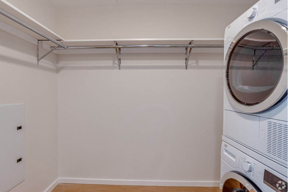 9 Burney, Mission Hill