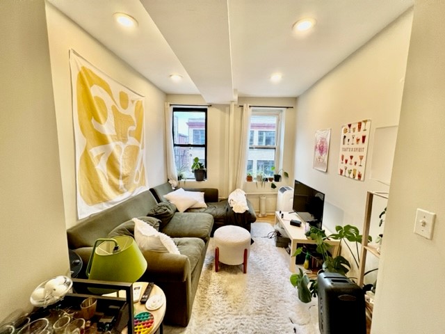 220 Hanover, North End