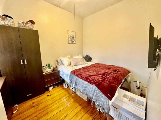 37 Tileston, North End