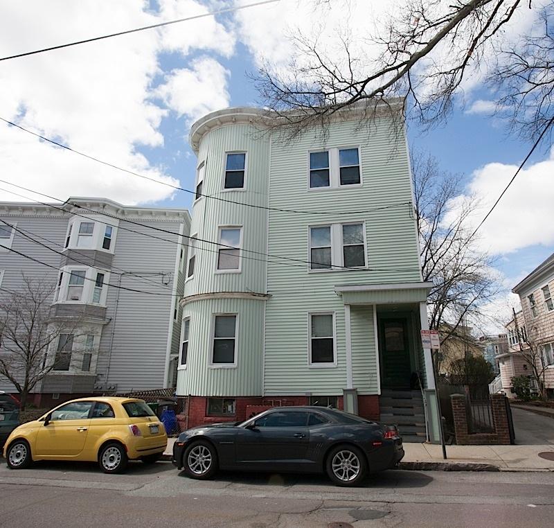 3 Kinnaird St, Cambridgeport