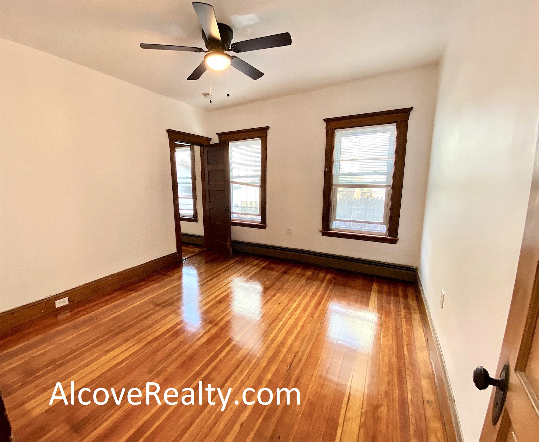 10 Bowdoin St, Medford