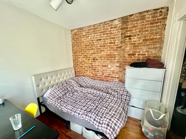 24 Stillman, North End