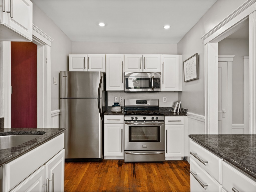 304 Lamartine St, Jamaica Plain