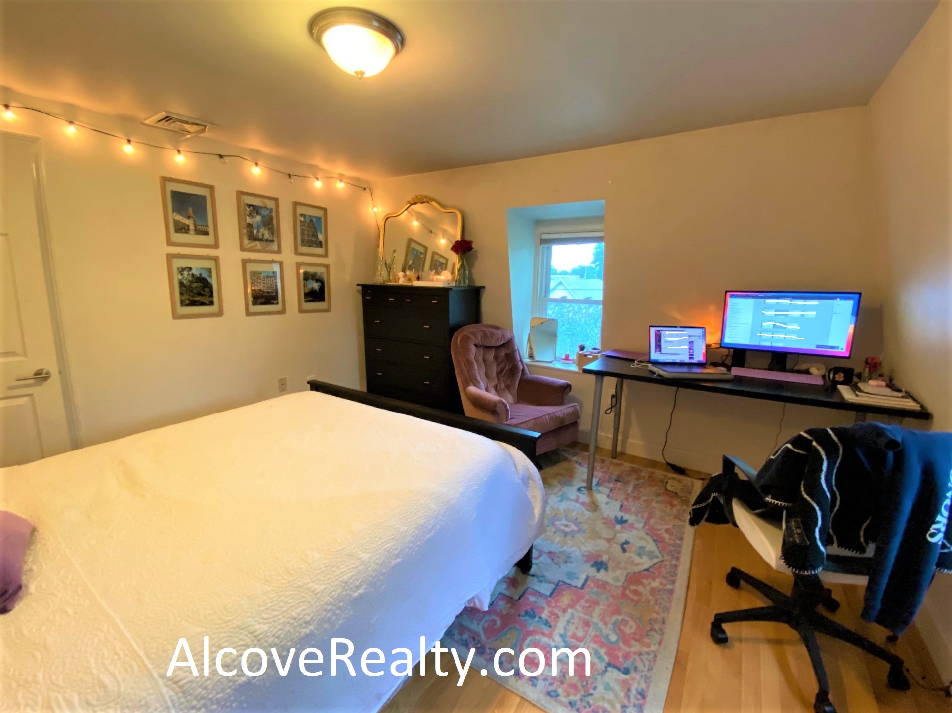 1 Mead St, Davis Square