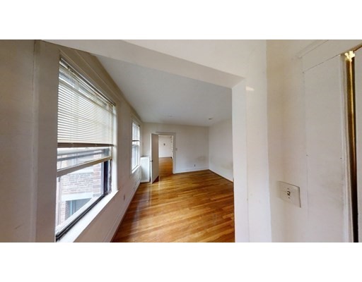 100 Lanark Rd, Brighton