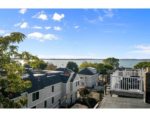 156 O St, South Boston