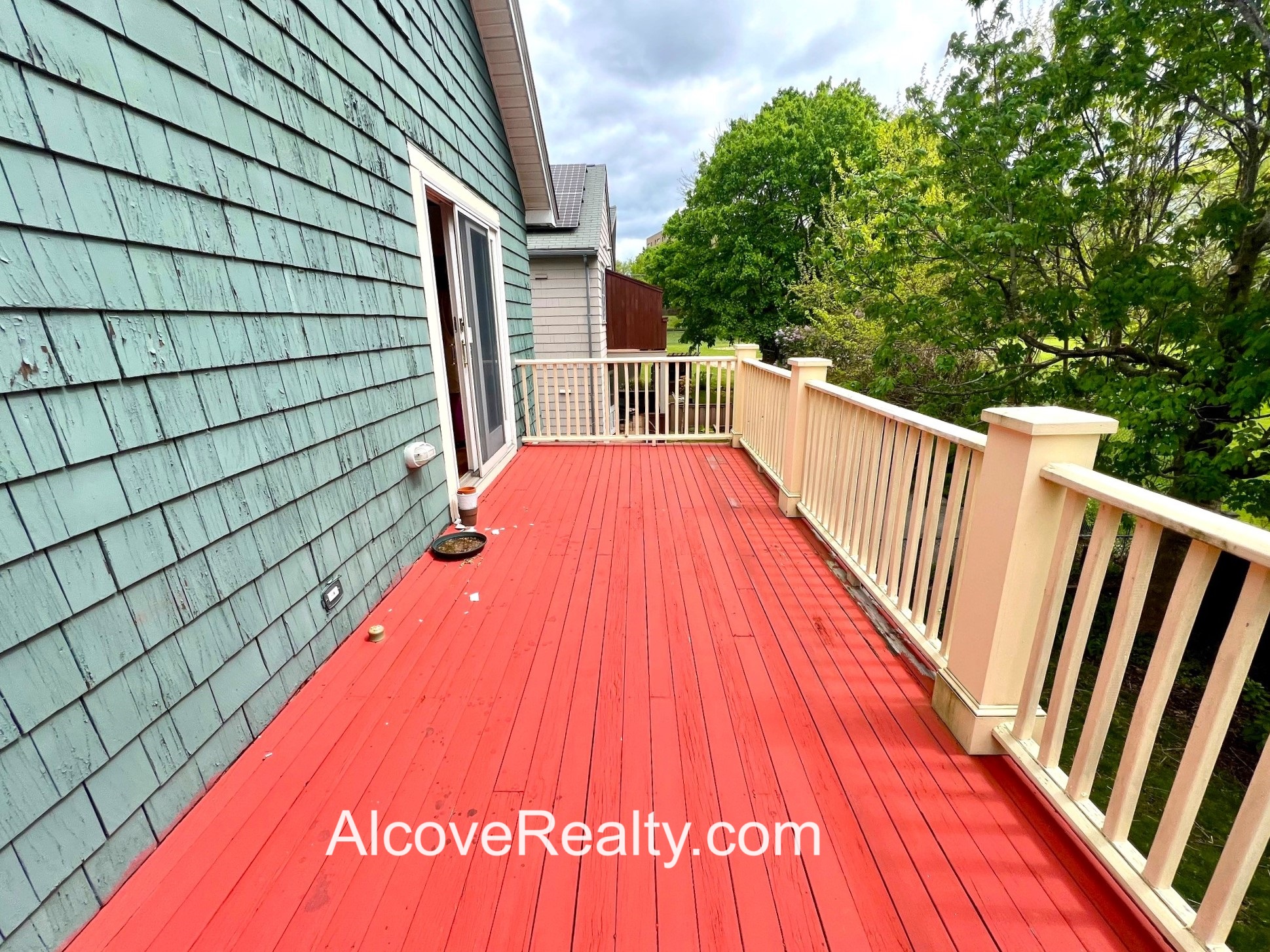 68 Endicott Ave, Teele Square