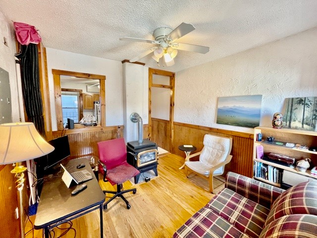 4 Garden Ct, North End