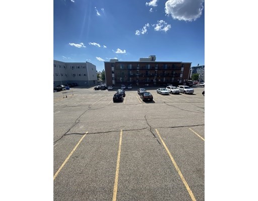 745 6th St, South Boston