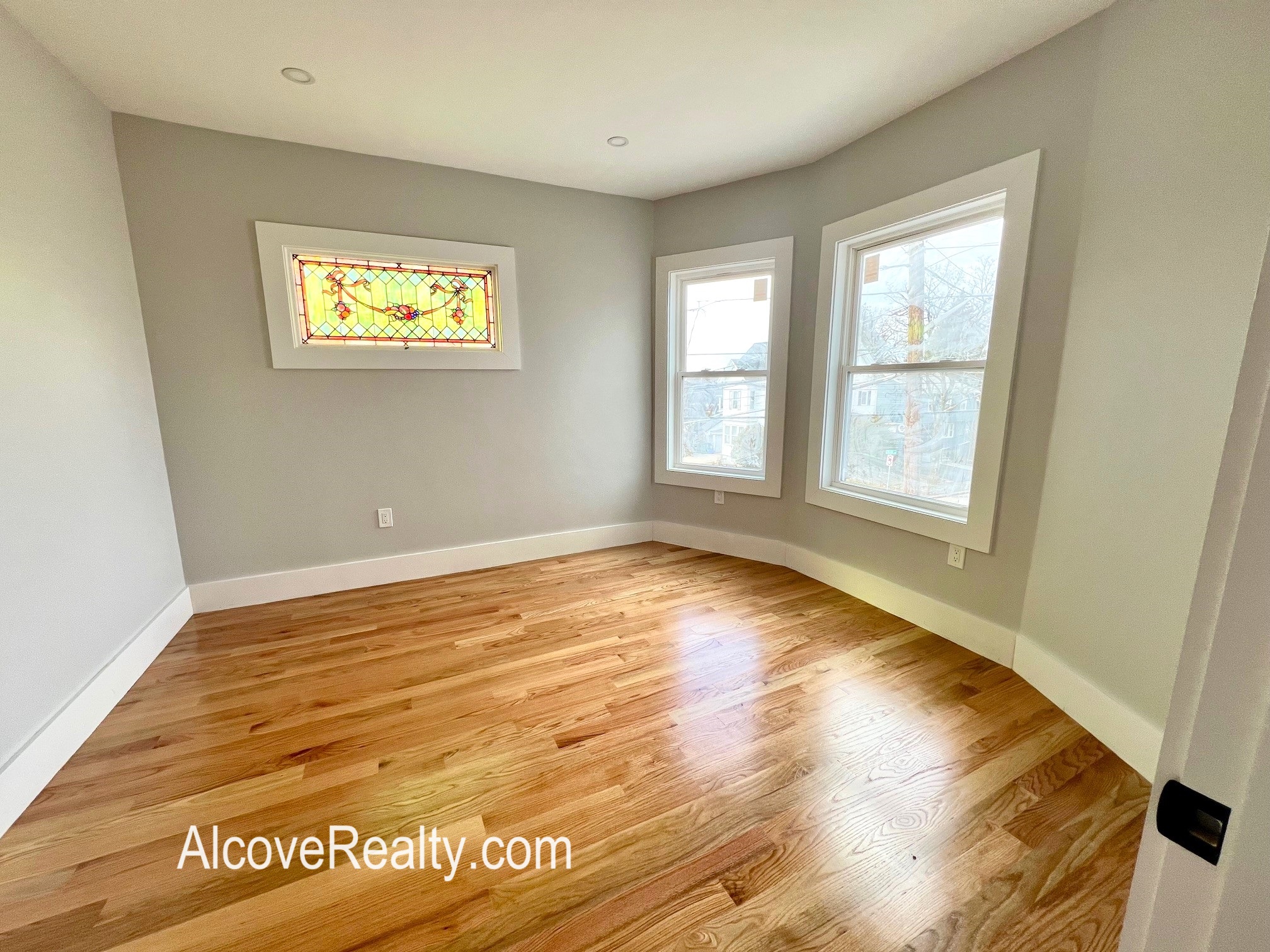 42 George St, South Medford