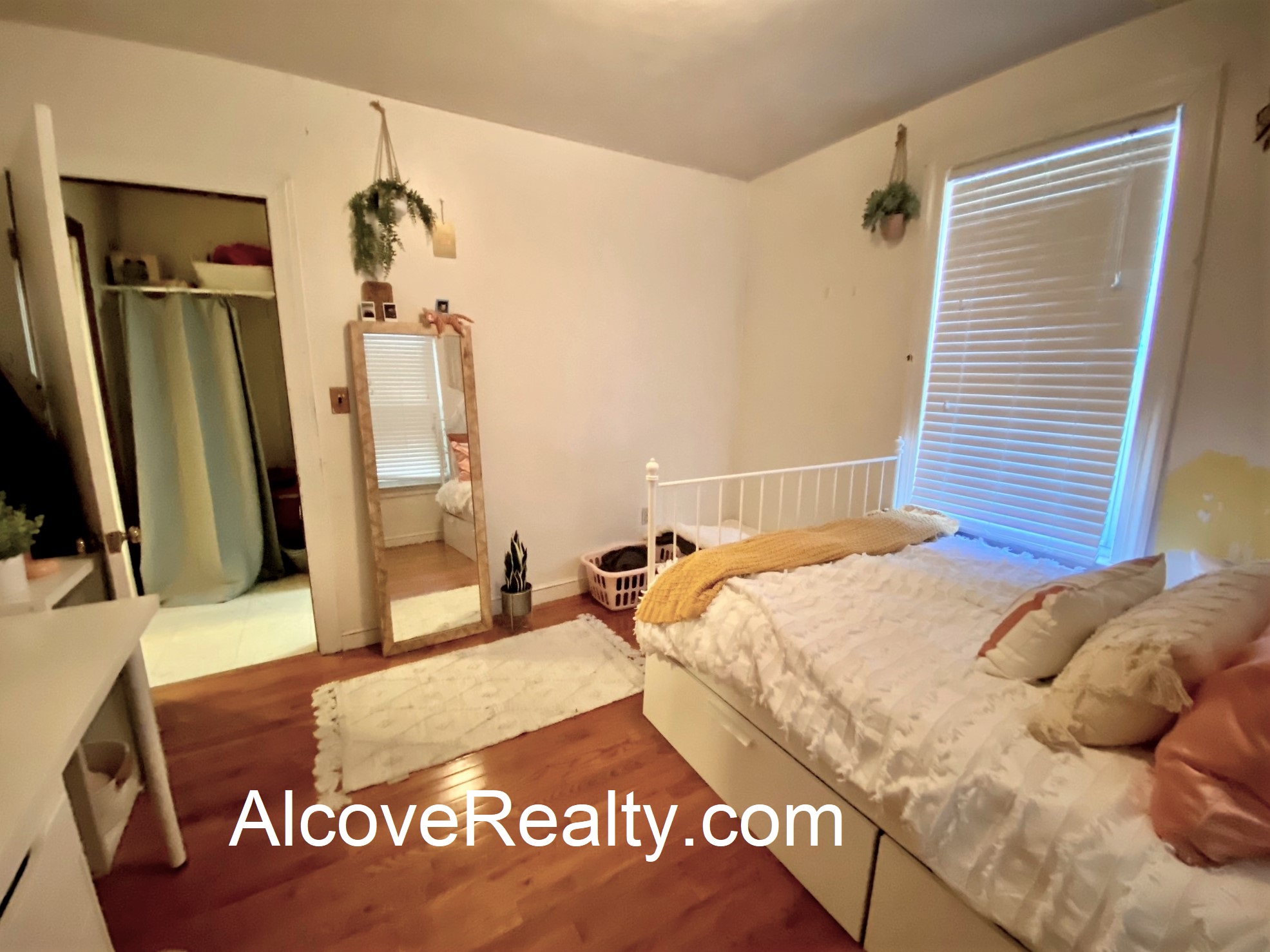 223 Summer St, Porter Square