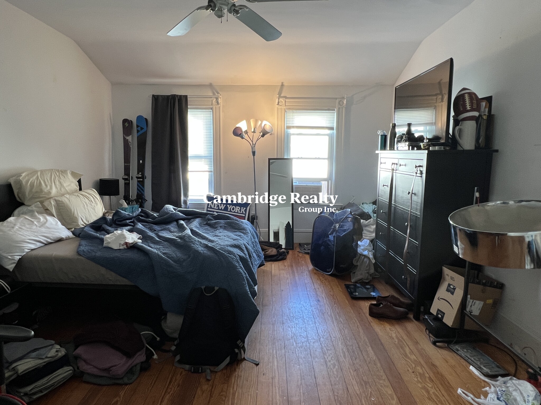 25 Spencer Ave, Magoun Square