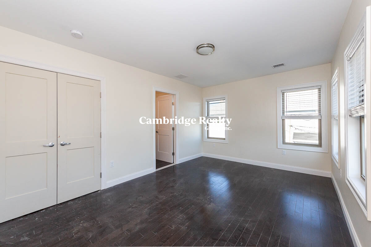 39 Harvard St, South Medford