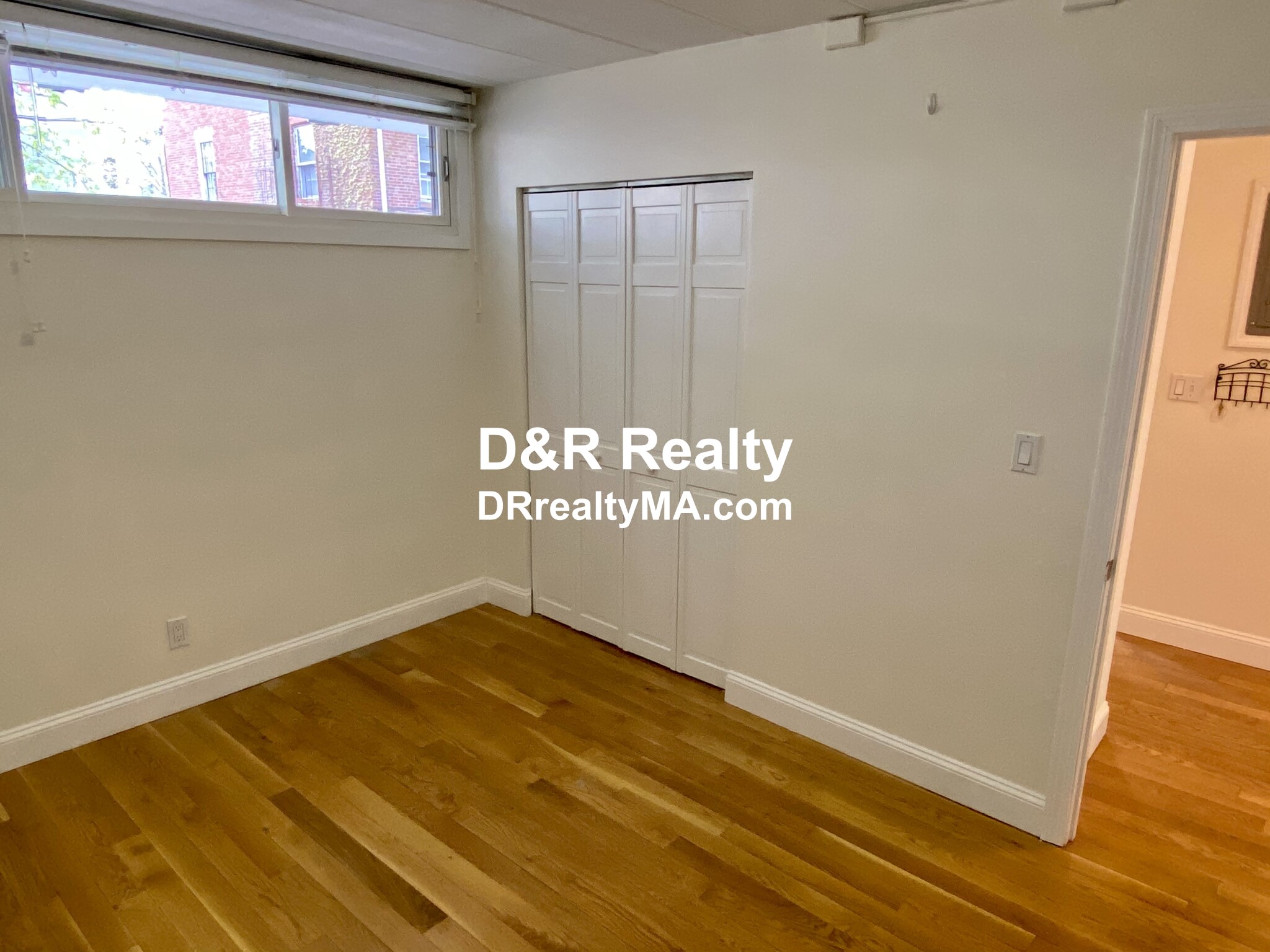 345 Harvard St, Harvard Square