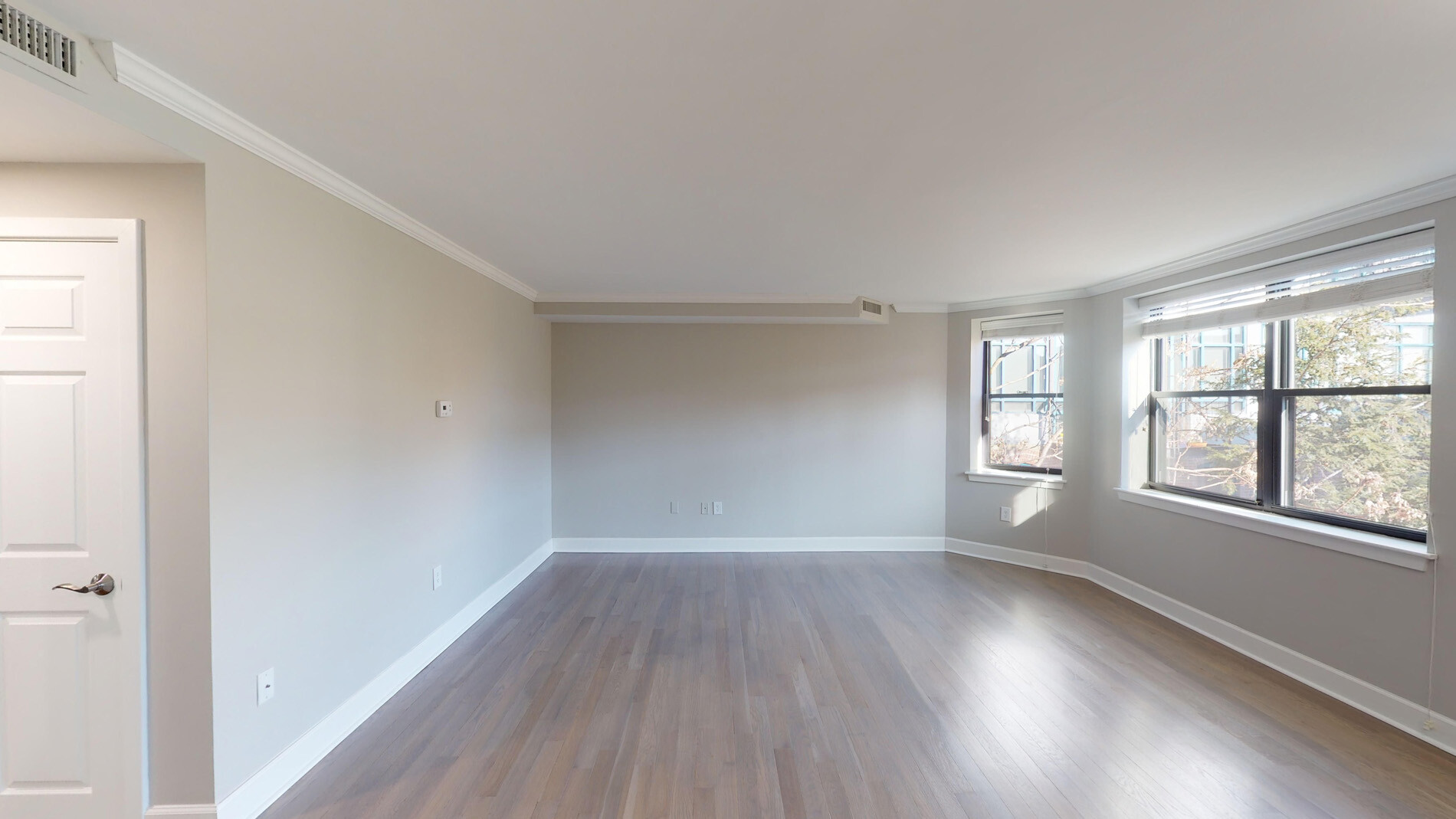 7 Harcourt, Back Bay