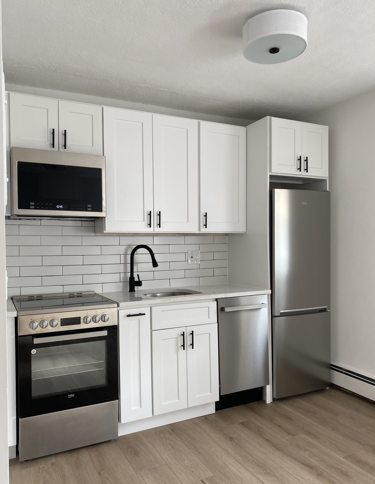 741 E 6th St, South Boston