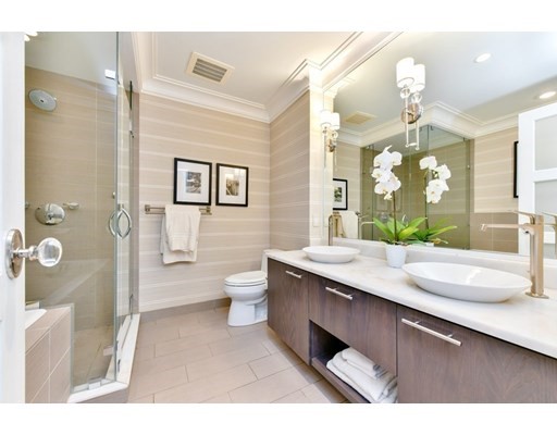 110 Stuart St, Midtown