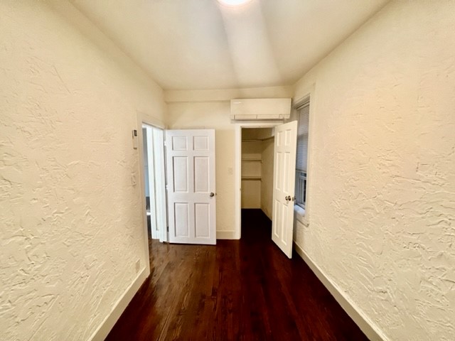 4 Garden Ct, North End