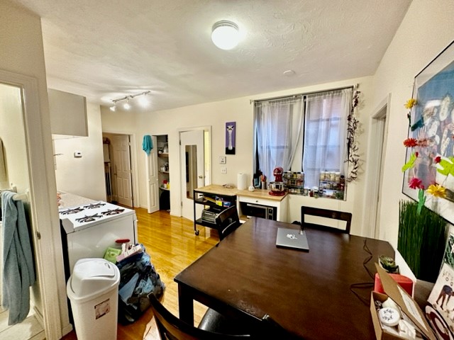 346 North St, North End