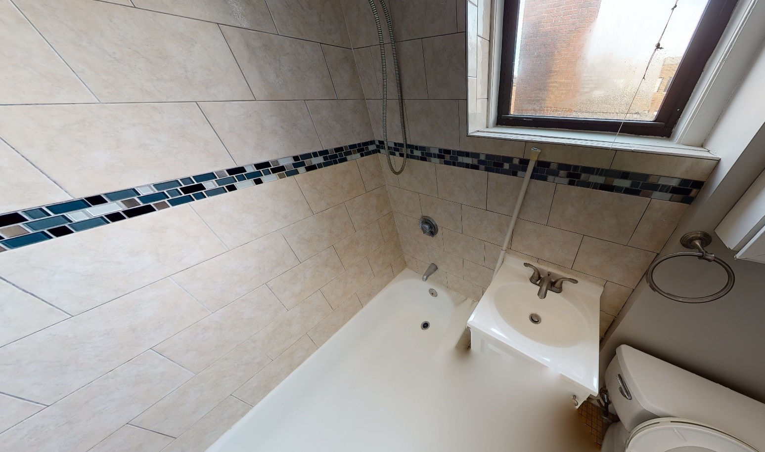 48 John F Kennedy St, Riverside