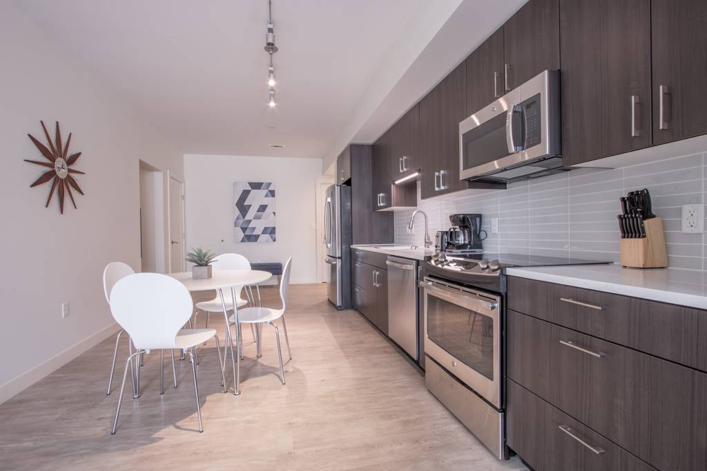 900 Beacon St, Fenway