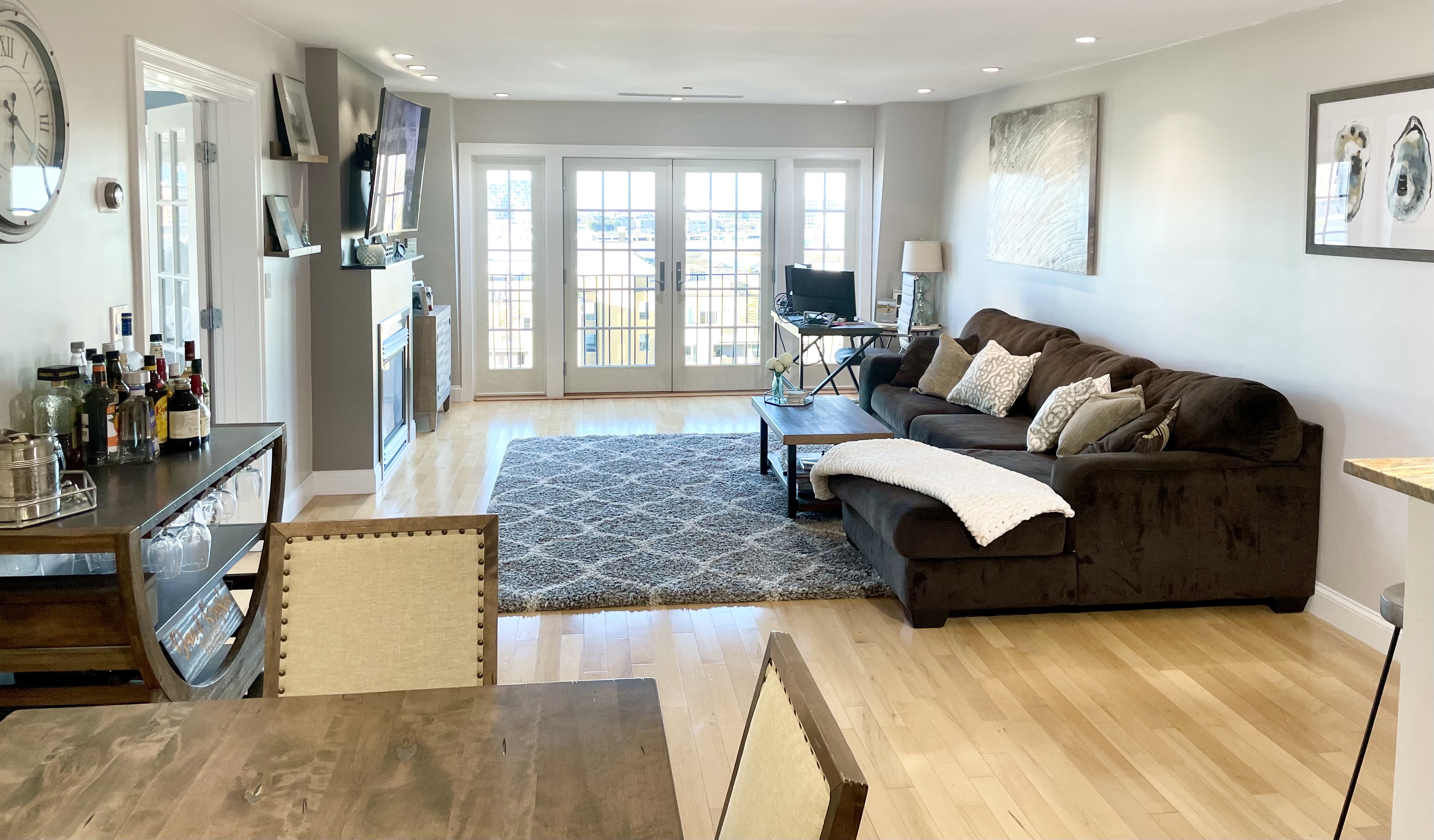 320 3rd St, South Boston