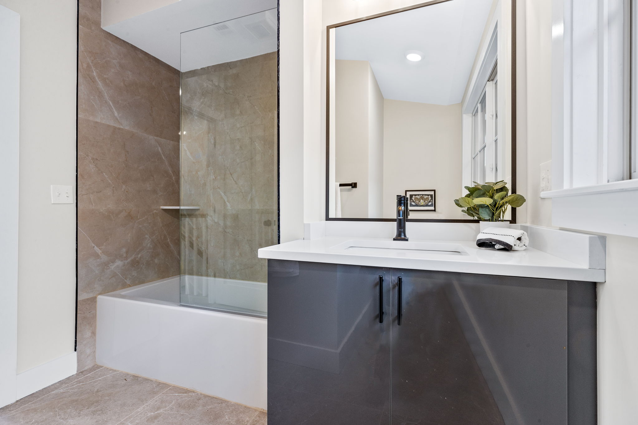 300 Somerville Ave, Union Square