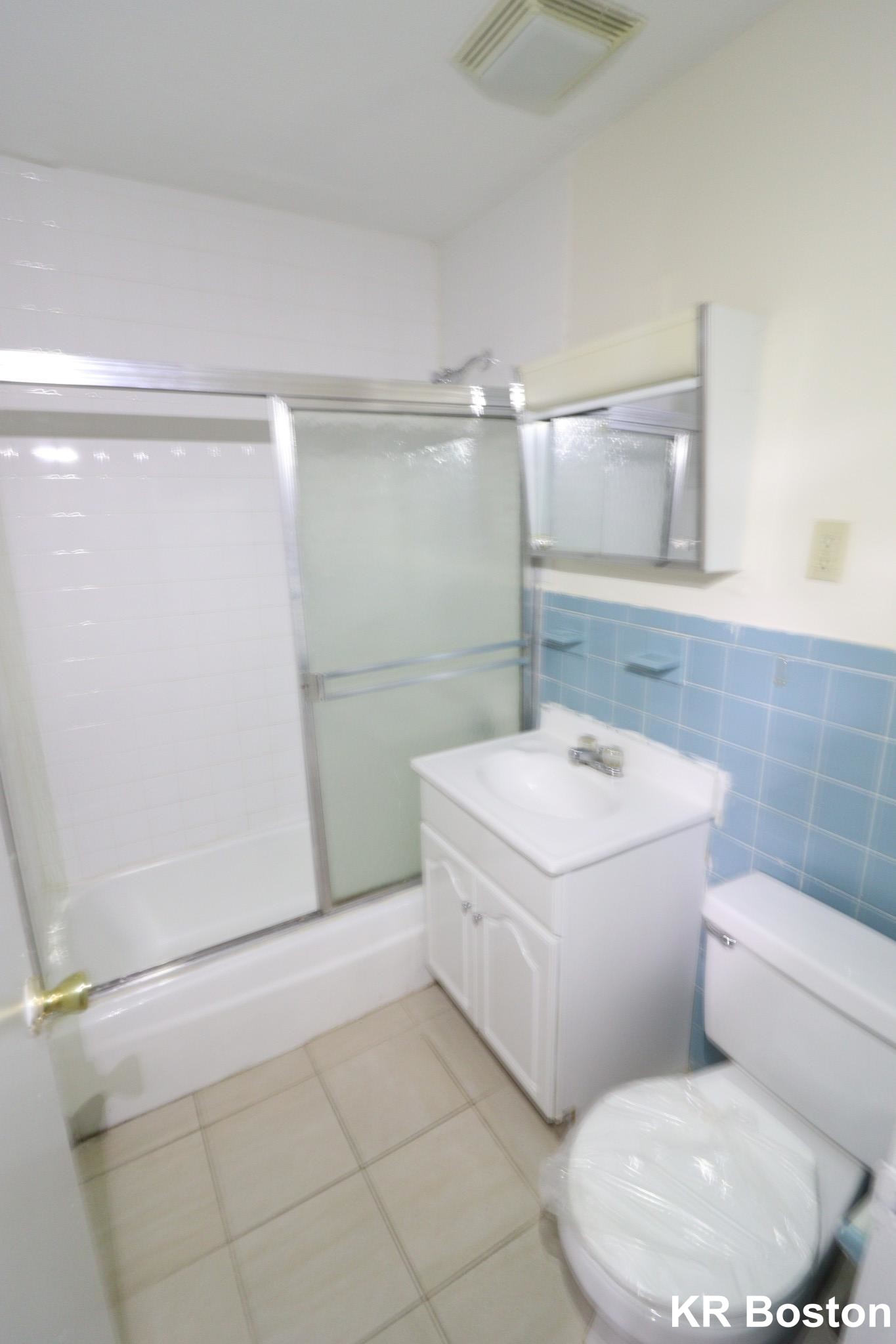 90 Gardner St, Allston