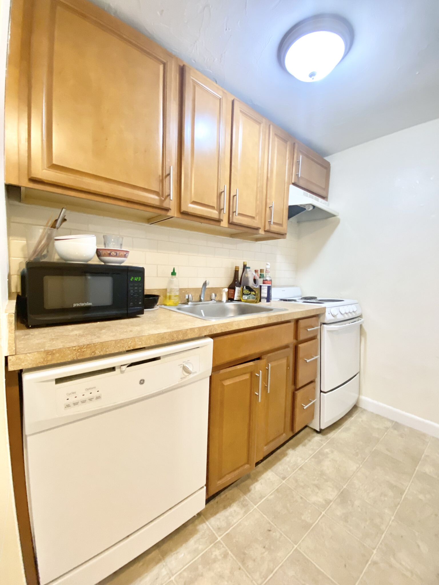 90 Gardner St, Allston