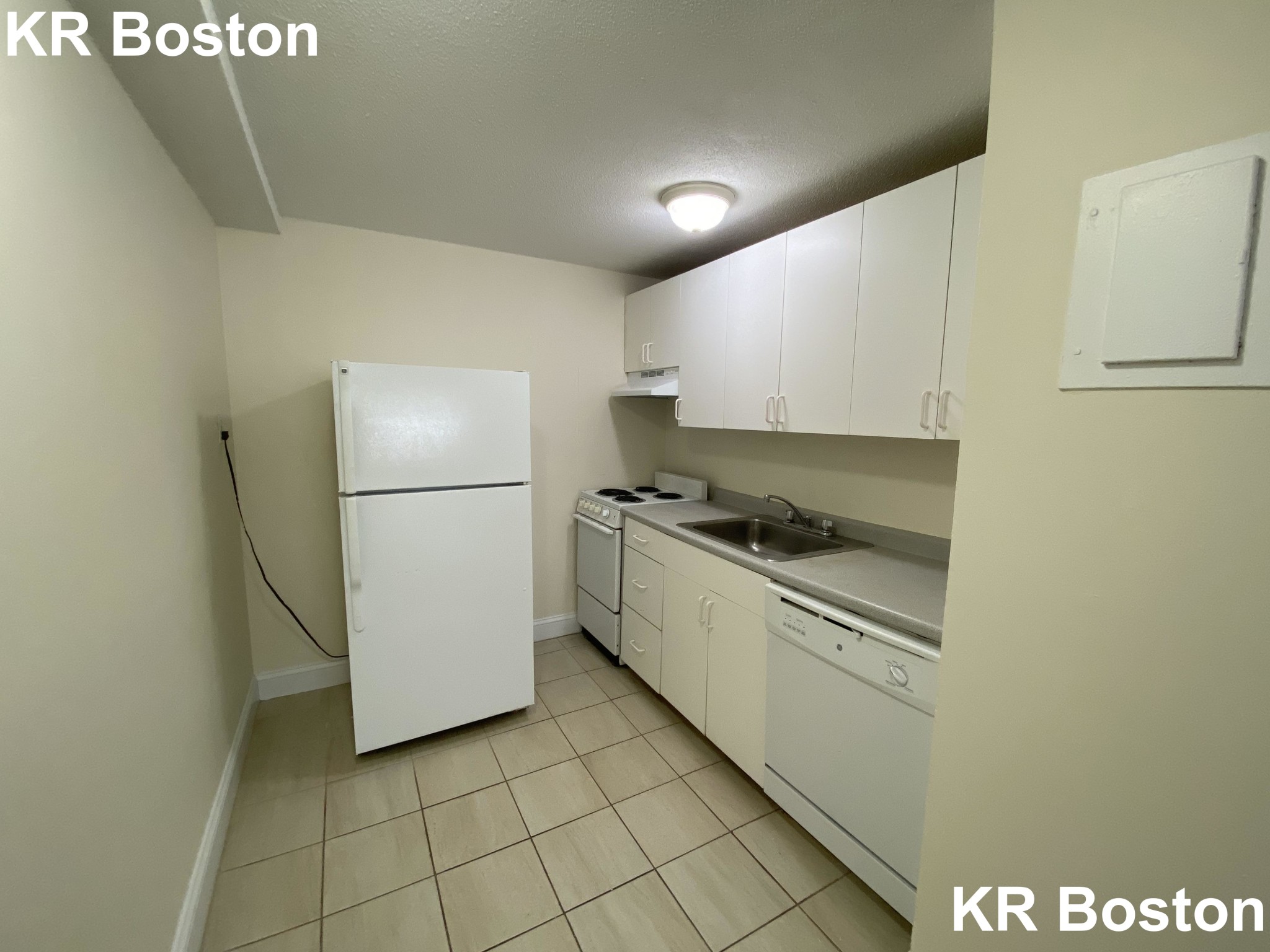 90 Gardner St, Allston