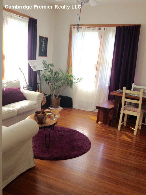 90 Hancock St, Mid-Cambridge