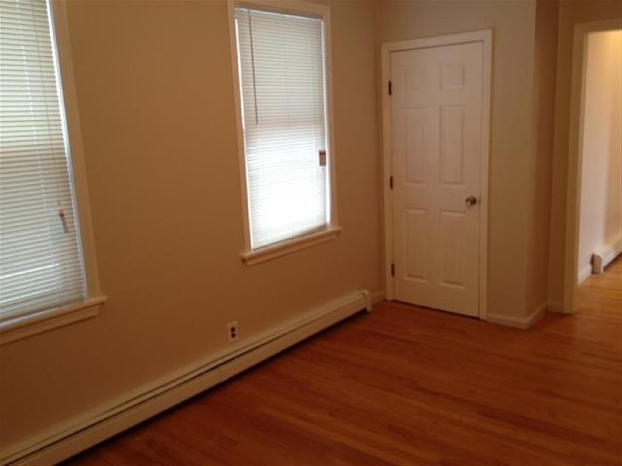 63 Webster Ave, Union Square