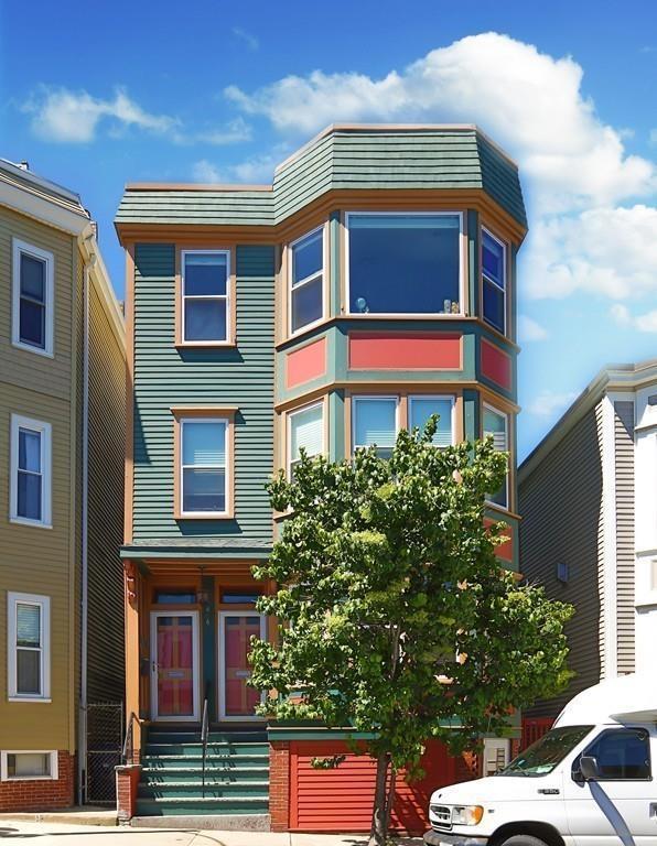 464 6th St, South Boston