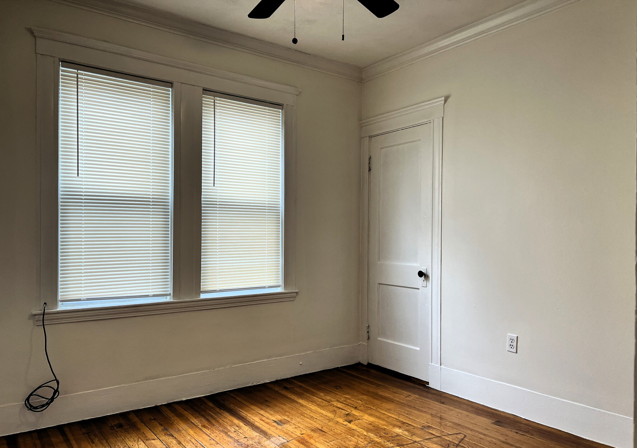 4412 Washington St, Roslindale