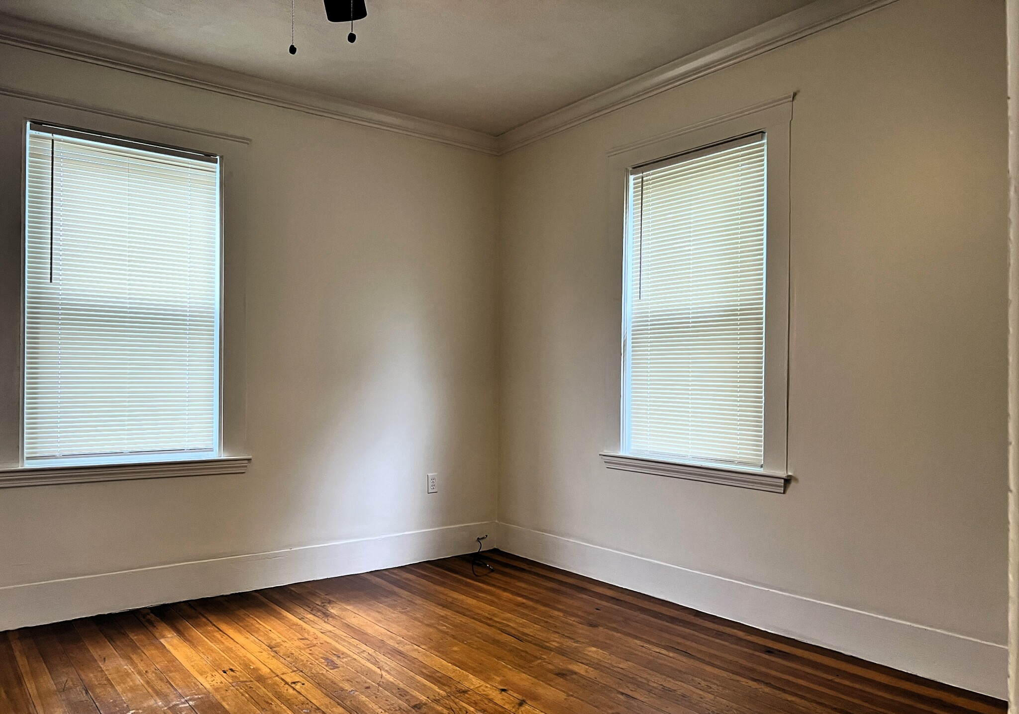 4412 Washington St, Roslindale