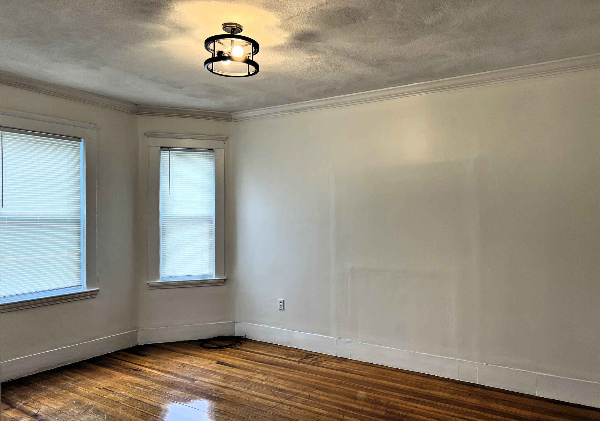 4412 Washington St, Roslindale