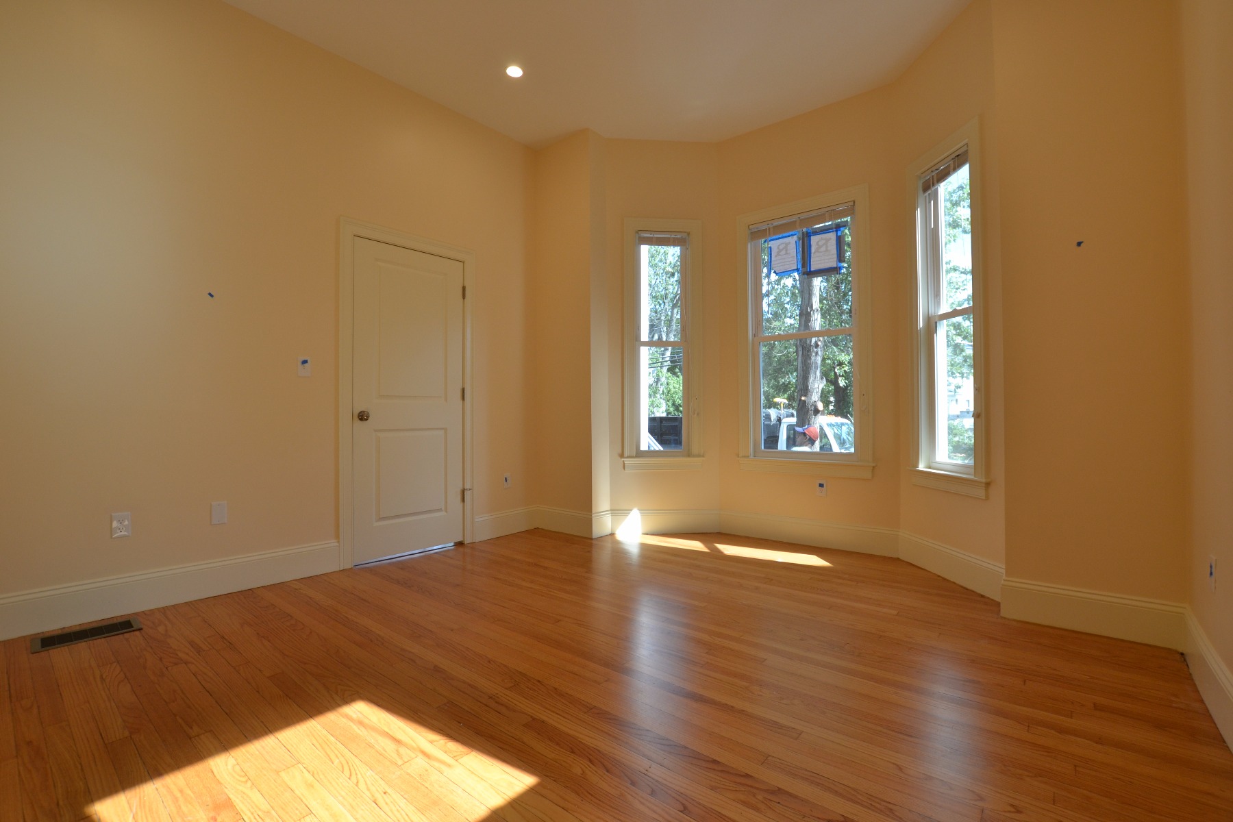 3 Griggs Pl, Allston