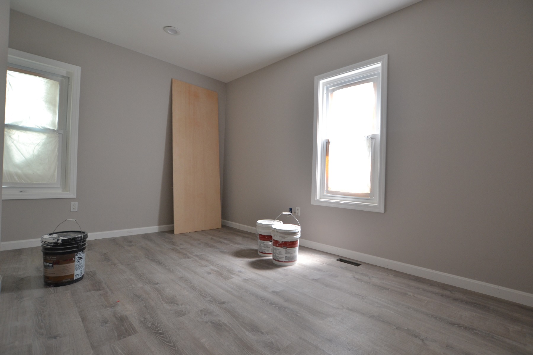 39 Long Ave, Brighton