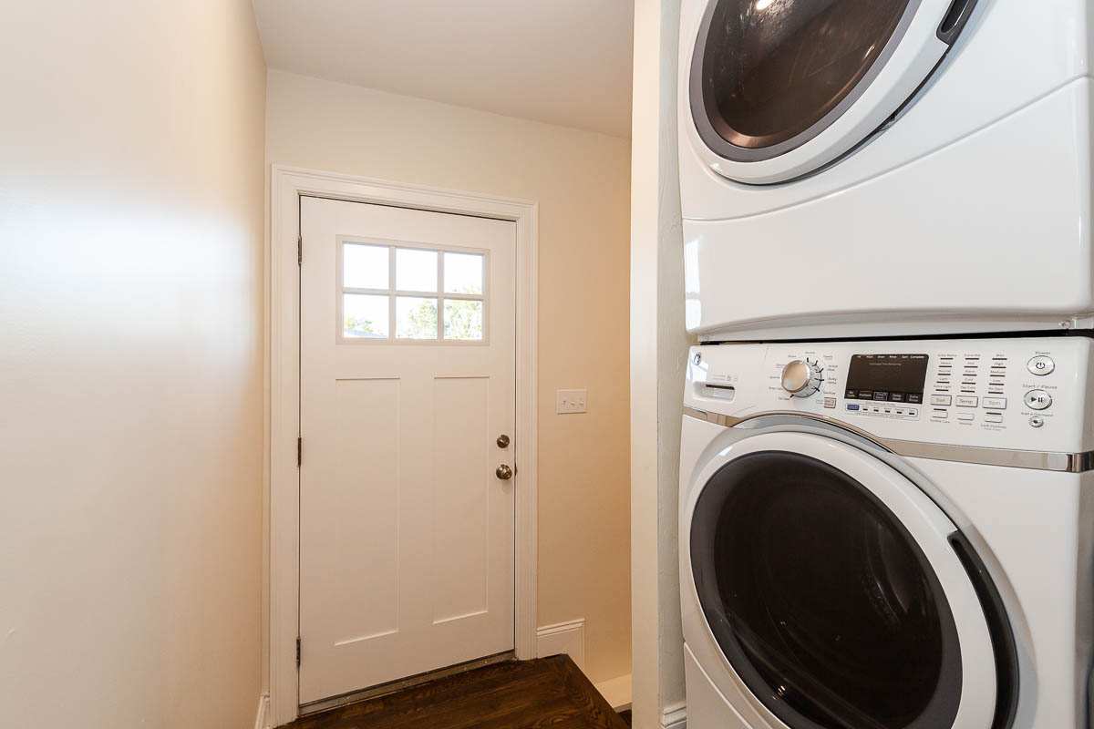 77 Winchester St, Medford