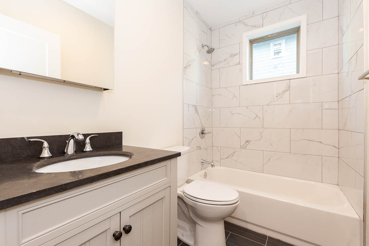 77 Winchester St, Medford