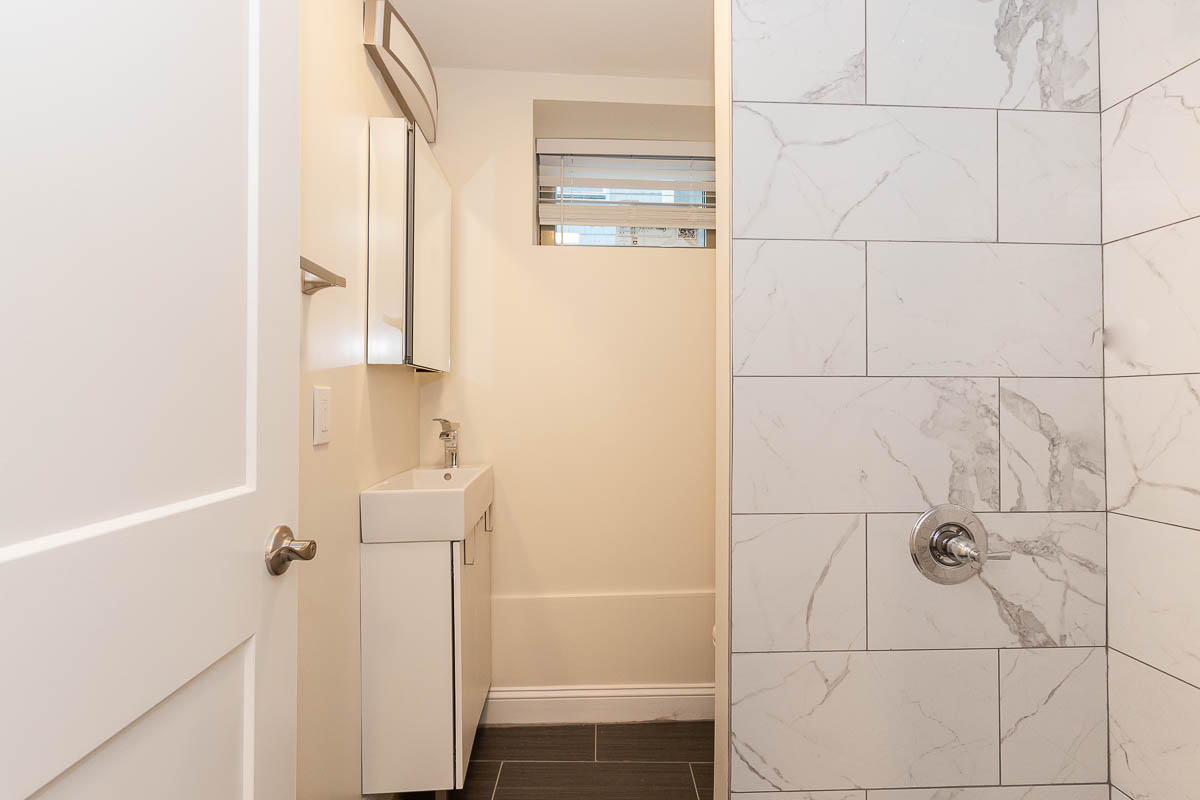 77 Winchester St, Medford