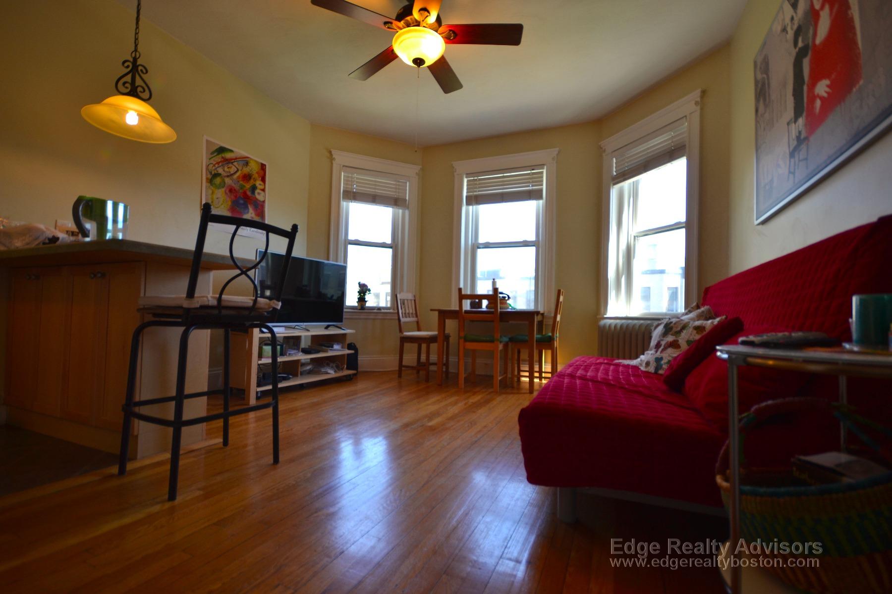 1564 Commonwealth Ave, Brighton