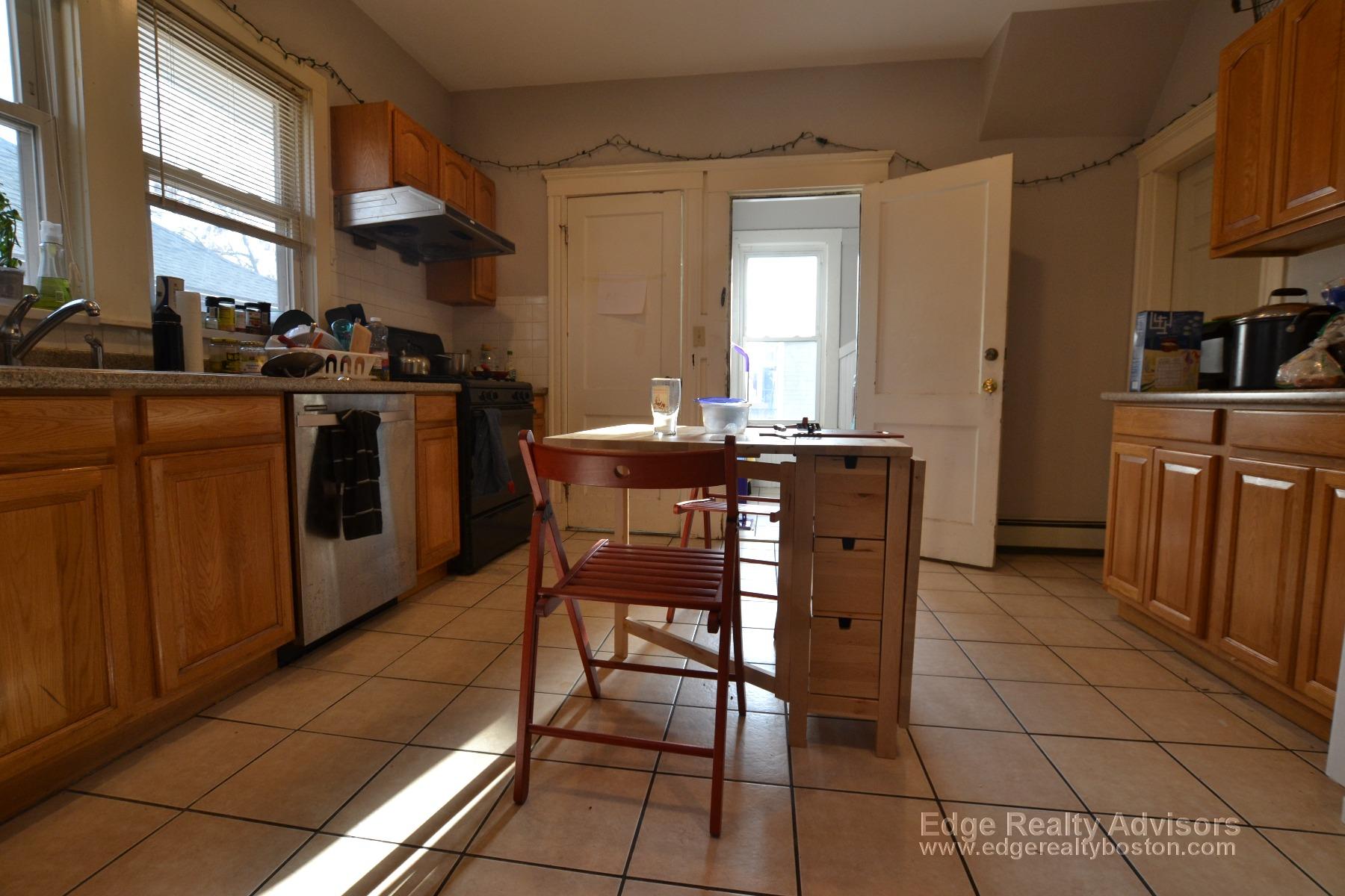 44 Long Ave, Brighton