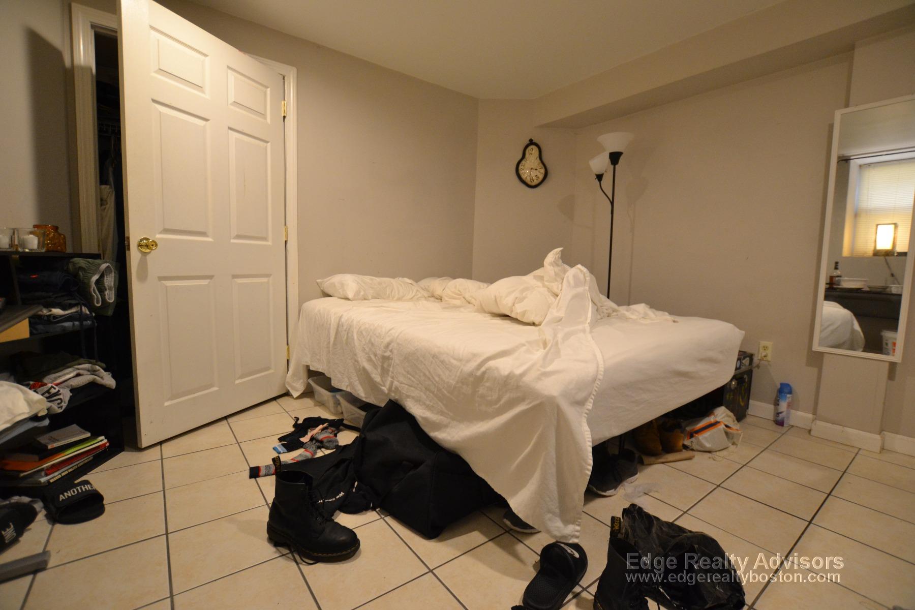 44 Long Ave, Brighton