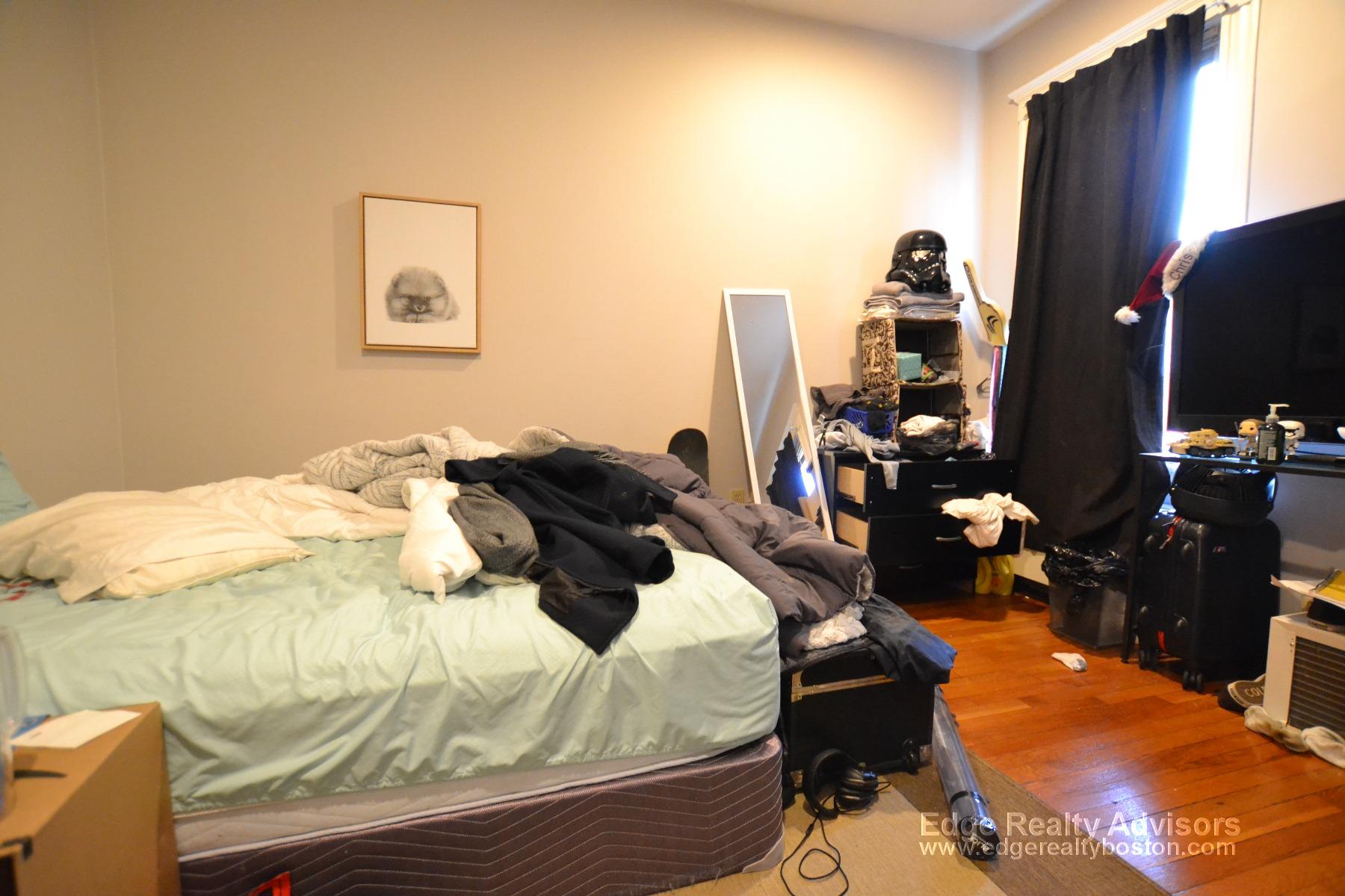 44 Long Ave, Brighton