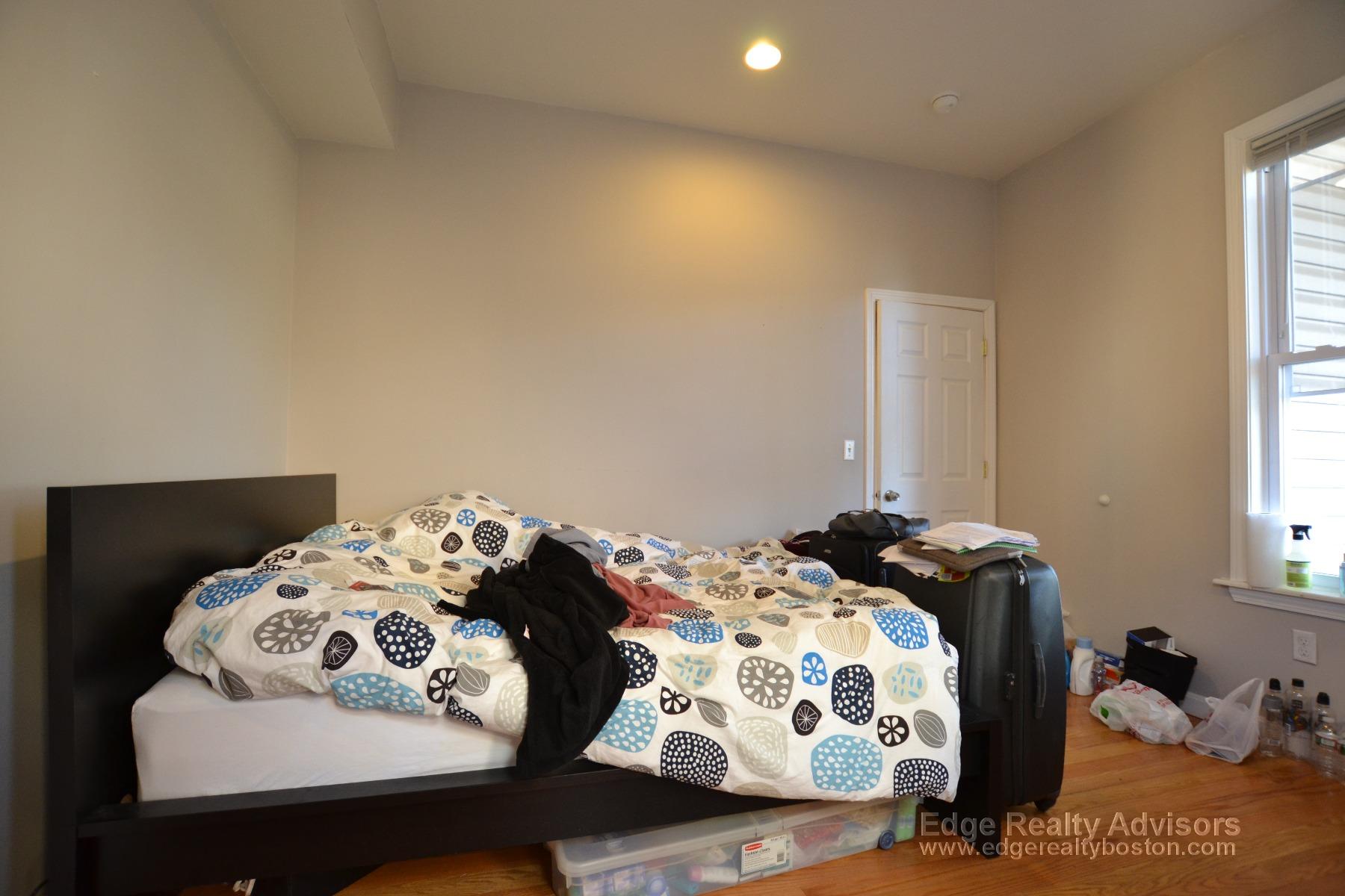 45 Allston St, Allston